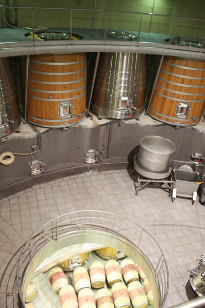 Anthonij Rupert vat room from above